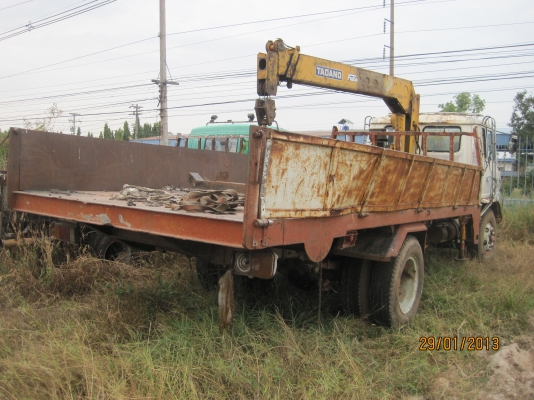 ขายรถบรรทุกติดเครน6ล้อHINO F173 เครน4ตัน4ปอก3ชัก เครื่อง EH700 168แรงกระบะยาว6เมตร