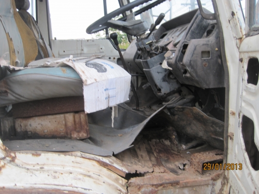 ขายรถบรรทุกติดเครน6ล้อHINO F173 เครน4ตัน4ปอก3ชัก เครื่อง EH700 168แรงกระบะยาว6เมตร