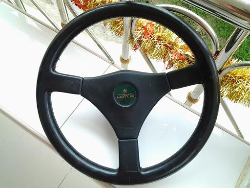 ขายวงพวงมาลัย MOMO แท้