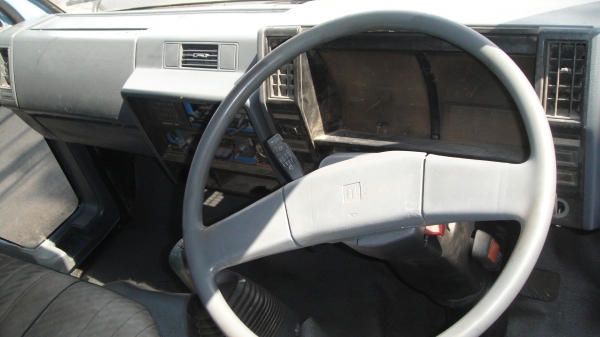 ISUZU NKR 100แรง รถสวย ดาวน์45000ผ่อน7500/48เดือน