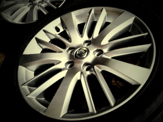 ล้อ All New Teana 17 M/C พร้อมยาง YOKO DB ปี 3211 สภาพสวย ล้อ All New Teana 17 M/C พร้อมยาง YOKO DB ปี 3211 สภาพสวย