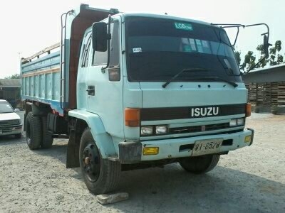 ขายอีซูซุร๊อกกี้ 6 ล้อ ดั๊ม เครื่อง 165 แรง ราคา 650,000 บาท ราคาต่อรองได้