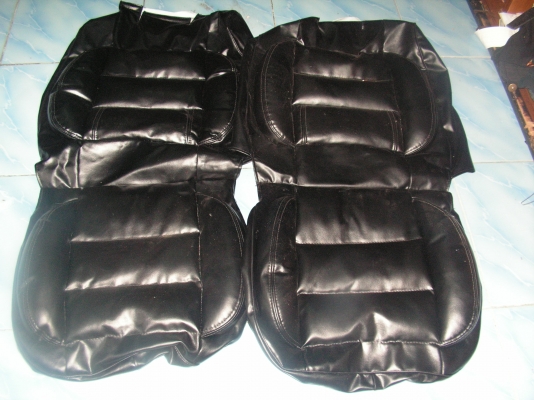 ชุดหุ้มเบาะรถยนต์1คู่(พี่มาลีนาย์อยู่อยุธยารับไปดูเเลต่อแล้วครับ)