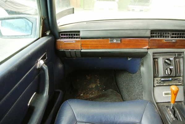 ขายซาก Benz w116 280s