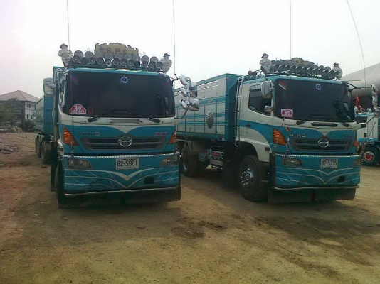 ขายhino 500ปี53  380แรงดั้มแม่ลูกลูก3คาน