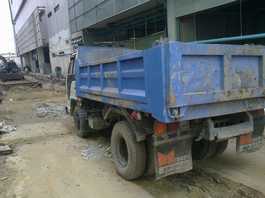 ขายรถ6ล้อดั๊มNKRกระบะยาว3.5เมตร