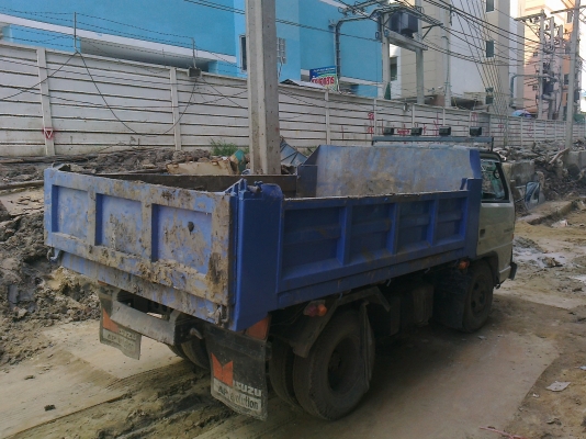 ขายรถ6ล้อดั๊มNKRกระบะยาว3.5เมตร