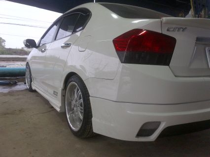 ขายล้อเเนวVIP หน้าตื้นหลังลึก 17X7 et40 4รู100พร้อมยาง