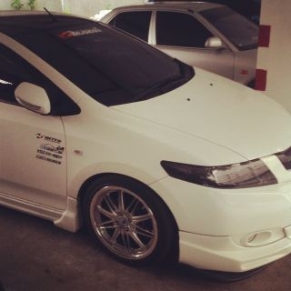 ขายล้อเเนวVIP หน้าตื้นหลังลึก 17X7 et40 4รู100พร้อมยาง