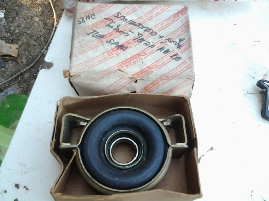 JOECLASSICขายโลโก้RN20  RN25  LN40  ยางขอบประตูRN10  ไฟท้ายRN10  มือเปิดกะบะท้ายสนใจโทรสอบฤามได้...