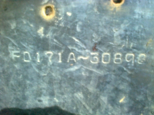 KOMATSU WA100 รถตักล้อยาง สภาพดีสวยจัดพร้อมทำงานได้เลย เครื่องแน่นดีไม่มีเยิ้ม ระบบบังคับเลี้ยวใช้งานง่ายไม่มีปัญหา ระบบไฮดรอลิกส์ไม่มีแตกไม่มีรั่วซึ่ม ช่วงล่างแน่นยางสภาพดี 4 เส้นพร้อมใช้งานได้เลย ราคาต่อรองได้นะครับ