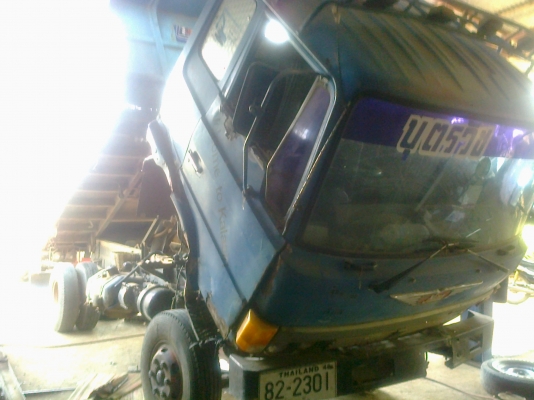 KOMATSU WA100 รถตักล้อยาง สภาพดีสวยจัดพร้อมทำงานได้เลย เครื่องแน่นดีไม่มีเยิ้ม ระบบบังคับเลี้ยวใช้งานง่ายไม่มีปัญหา ระบบไฮดรอลิกส์ไม่มีแตกไม่มีรั่วซึ่ม ช่วงล่างแน่นยางสภาพดี 4 เส้นพร้อมใช้งานได้เลย ราคาต่อรองได้นะครับ