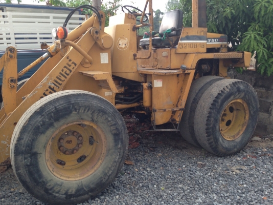 รถตักเอวอ่อน รุ่นKOMATSU 507