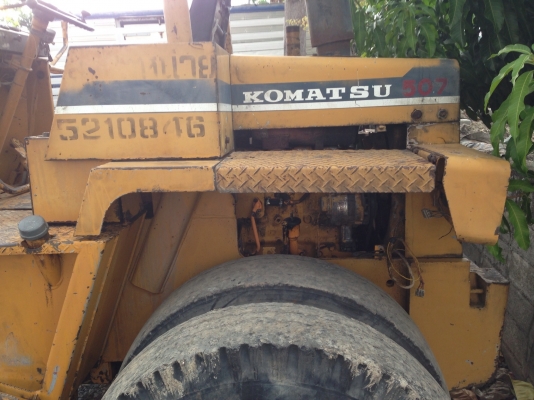 รถตักเอวอ่อน รุ่นKOMATSU 507