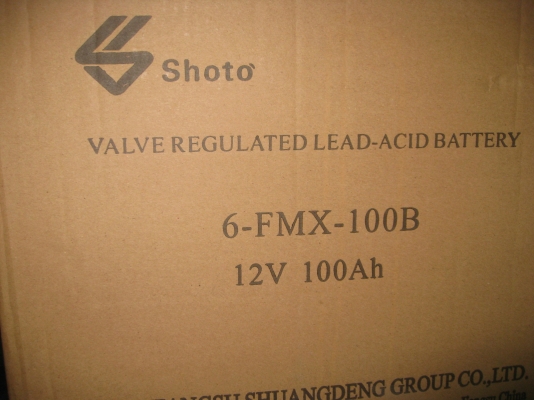 ขาย แบตตอรี่ 12 v  100  AM  2 ลูก 10000 บาท ของใหม่