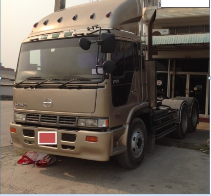 หัว  ลาก  HINO 330  แรง  2เพลา ราคา 1,300,000  บาท