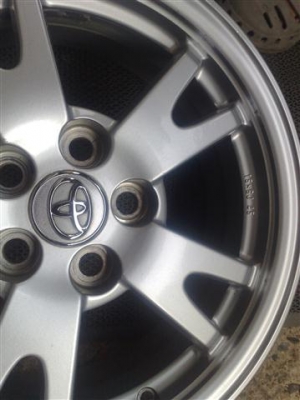 MAG toyota พรีอุส ขอบ 15 สวย ถูกๆ