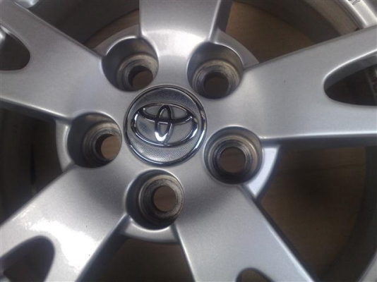 MAG toyota พรีอุส ขอบ 15 สวย ถูกๆ