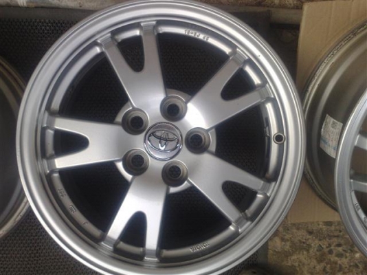 MAG toyota พรีอุส ขอบ 15 สวย ถูกๆ