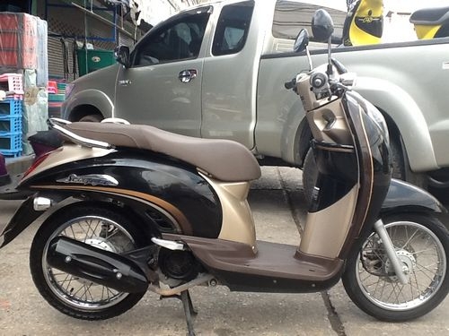 SCOOPY Iลายคลาสสิคสวยกริ้บไร้ที่ติ