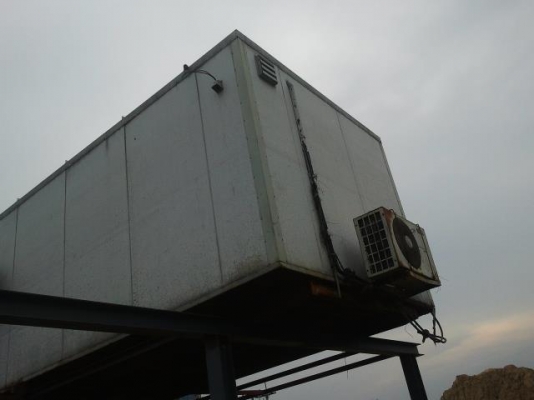 ขายตู้ออฟฟิคนอก 12x3 m. แอร์ 2ตัว ประตูใหญ่ 1 บาน