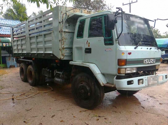 ISUZU  195 แรงม้า คัซซีสวยตลอดแนวค่ะ