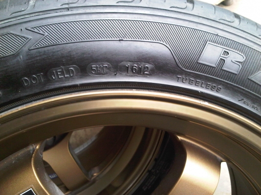 ขายล้อ TE37V ขอบ18 กว้าง8-9 6รู  พร้อมยาง245-45-18 ถูกๆ สภาพ 95\%  รูปเพียบ ปรับราคา!!!