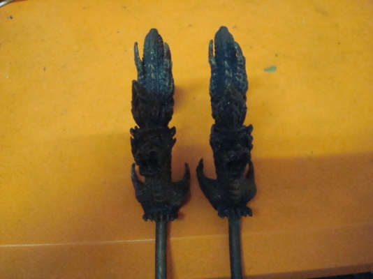 ขาย ตะขอทองเหลืองกรงนกหัวจุกเก่าเก็บ2ตัวนะ