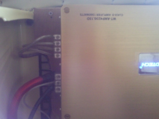 ขาย Power Amp ขับ Sub 12นิ้ว ของไหม่ ขาย Power Amp ขับ Sub 12นิ้ว ของไหม่