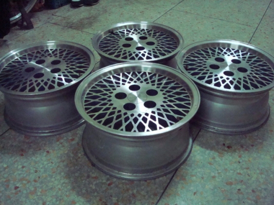 แม็ก jeep USA ลาย bbs ขอบ15กว้าง7นิ้ว 5/114.3