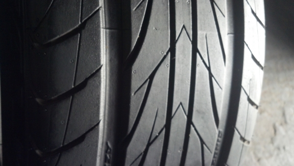 ยางฟอเก้น ดอกหนาๆ 215/45/17 ราคาคู่ละ 2100