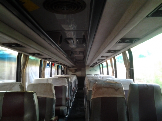 ขายรถบัสแอร์ วอลโว่ B58 ชั้นครึ่ง 12 เมตร 50 ที่นั่ง เครื่อง 260 CC พร้อมเครื่อง ทำแอร์ใหม่ รถสตาร์ททีเดียวติด สีไม่ผุแต่ลอกเป็นแผ่นๆ เพราะจอดนาน มาทดสอบขับดูได้ครับ คัดซีสวย ยางดี ทำสีอย่างเดียว จบเลย ขายถูก 235,000 บาท สนใจติดต่อ คุณสมศักดิ์ ชัยขัติย์ โ