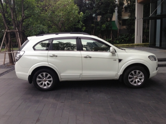 ขายCHEVROLET CAPTIVA 2.0 LSX DIESEL 2010 สีขาว