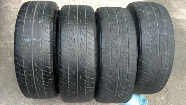 ยางดันลอบปี09 205/45/17 ราคา3300