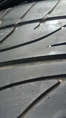 ยางดันลอบปี09 205/45/17 ราคา3300