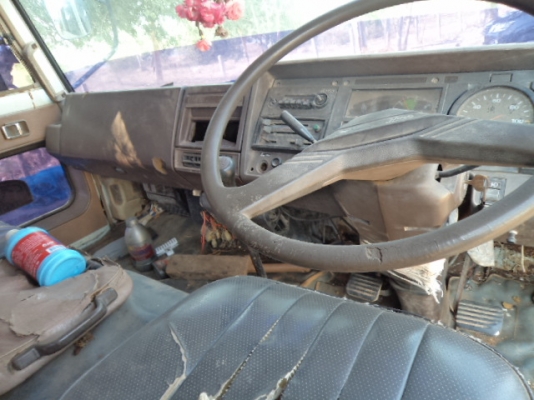 ขายรถ6ล้อฮีโน่FD17เทเลอร์พร้อมเครน2.5ตัน เครื่องH07C