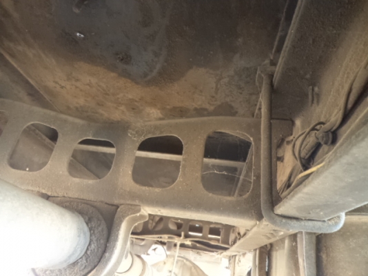 ขายรถ6ล้อฮีโน่FD17เทเลอร์พร้อมเครน2.5ตัน เครื่องH07C