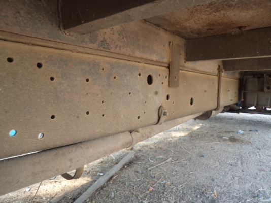 ขายรถ6ล้อฮีโน่FD17เทเลอร์พร้อมเครน2.5ตัน เครื่องH07C