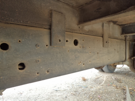 ขายรถ6ล้อฮีโน่FD17เทเลอร์พร้อมเครน2.5ตัน เครื่องH07C