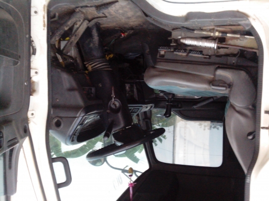 ขาย 6 ล้อดั้ม  ช่วงล่างใหญ่พร้อมใช้งาน เจ้าของขายเอง  0819774163