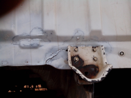 ขาย 6 ล้อดั้ม  ช่วงล่างใหญ่พร้อมใช้งาน เจ้าของขายเอง  0819774163