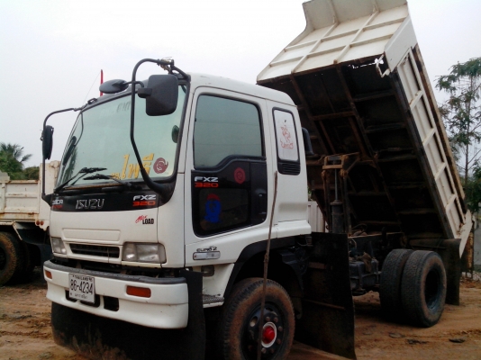 ขาย 6 ล้อดั้ม  ช่วงล่างใหญ่พร้อมใช้งาน เจ้าของขายเอง  0819774163