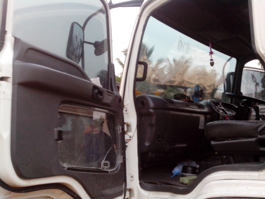 ขาย 6 ล้อดั้ม  ช่วงล่างใหญ่พร้อมใช้งาน เจ้าของขายเอง  0819774163