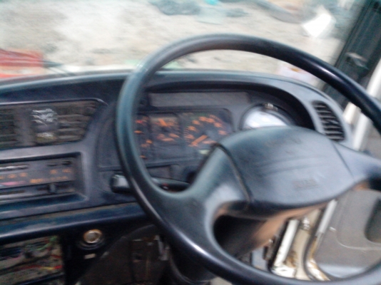 ขาย 6 ล้อดั้ม  ช่วงล่างใหญ่พร้อมใช้งาน เจ้าของขายเอง  0819774163