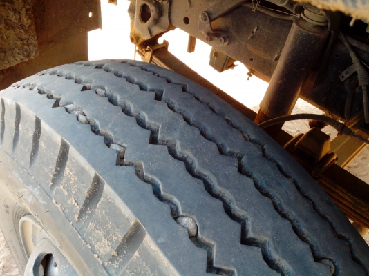 ขาย 6 ล้อดั้ม  ช่วงล่างใหญ่พร้อมใช้งาน เจ้าของขายเอง  0819774163