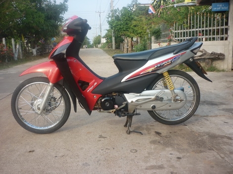 ขายเวฟ 100 s รถบ้านที่สภาพเกือบเดิม  -ขาย  18500 บาท