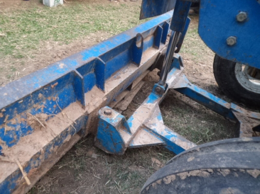 ขายรถไถฟอร์ด6600T3 สภาพสวยพร้อมใช้งานคับเอกสารใบอินวออย์