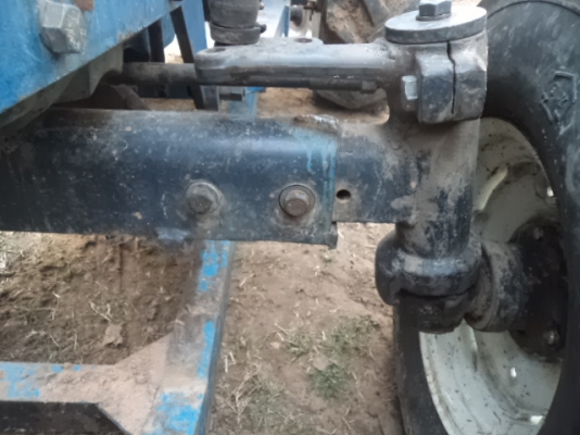 ขายรถไถฟอร์ด6600T3 สภาพสวยพร้อมใช้งานคับเอกสารใบอินวออย์