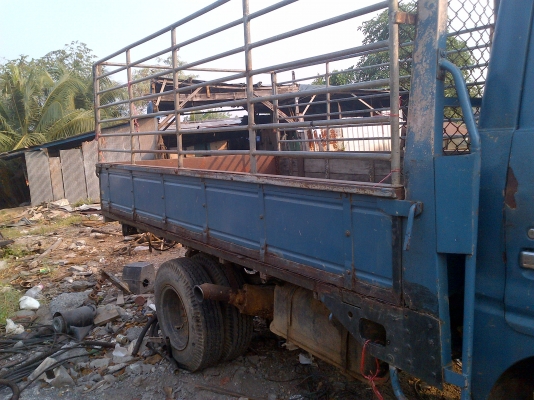 ขายกระบะรถ 6 ล้ออีซูซุ แอ้ล ช่วงสั้น สภาพสวย