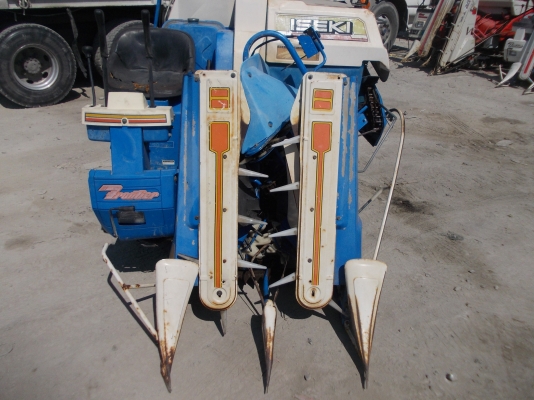 รหัส:13001002รถเกี่ยวข้าวนั่งขับเกี่ยวง่ายพร้อมนวดข้าวด้วยจึงได้เป็นข้าวเปลือกwww.nihonmono.com